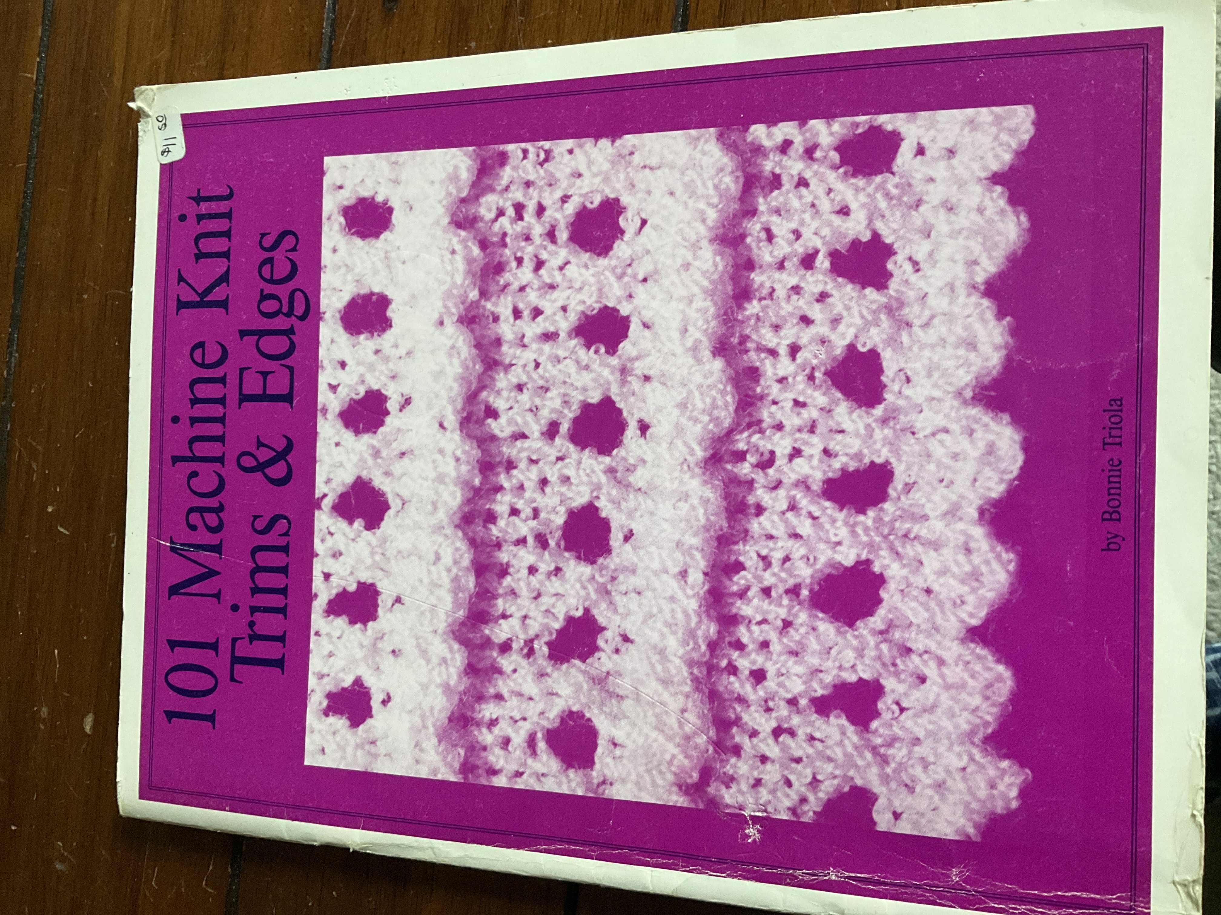 Cover of 101 Machine Knit Trims and Edges