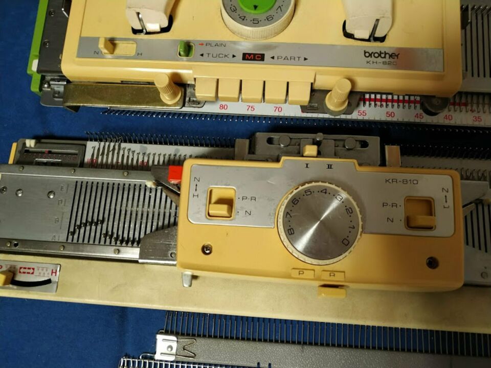Brother KH810 knitting machine