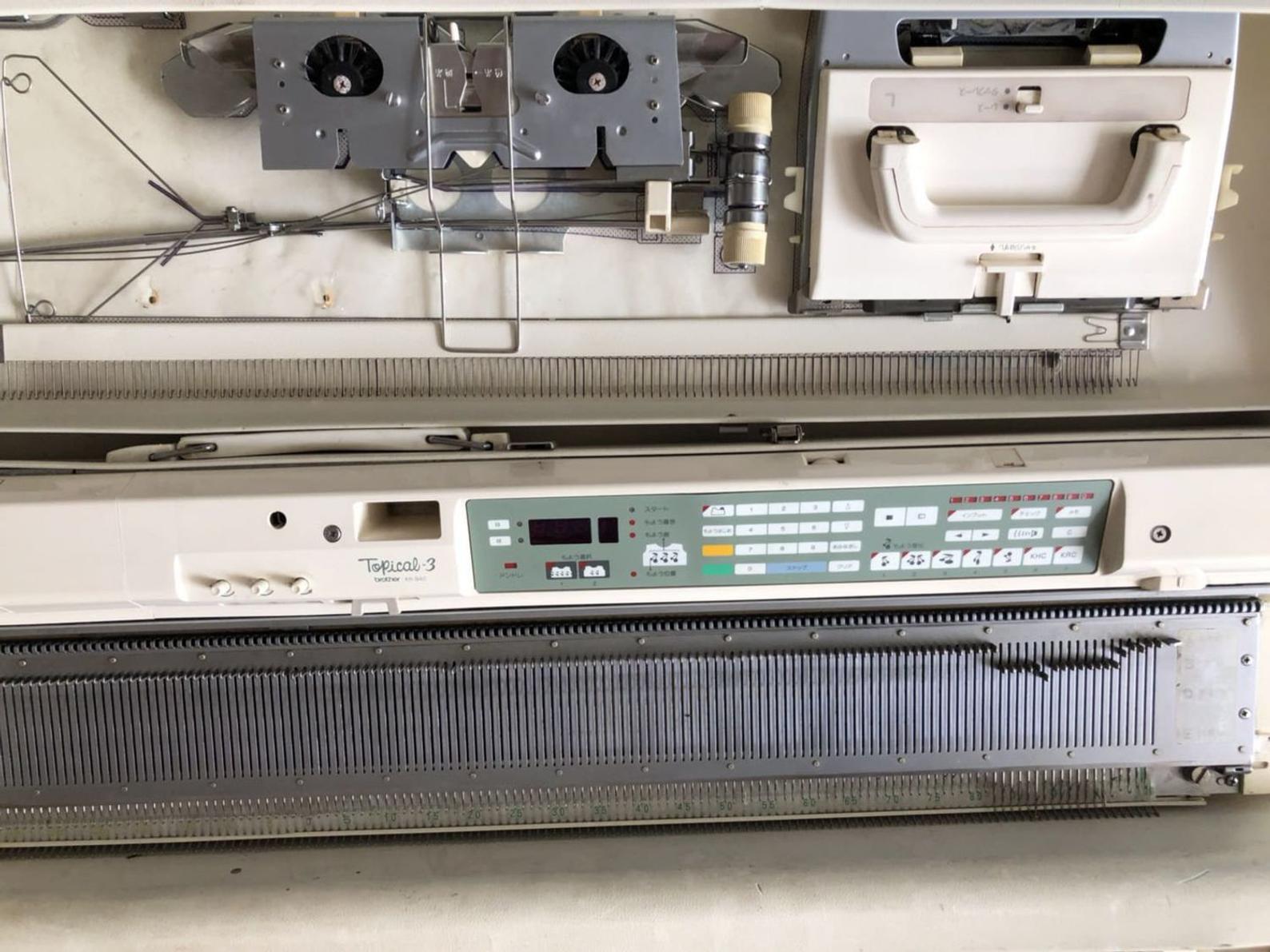 Brother/Knit King III KH930 knitting machine