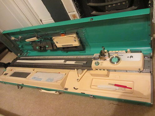 Brother KH800 knitting machine