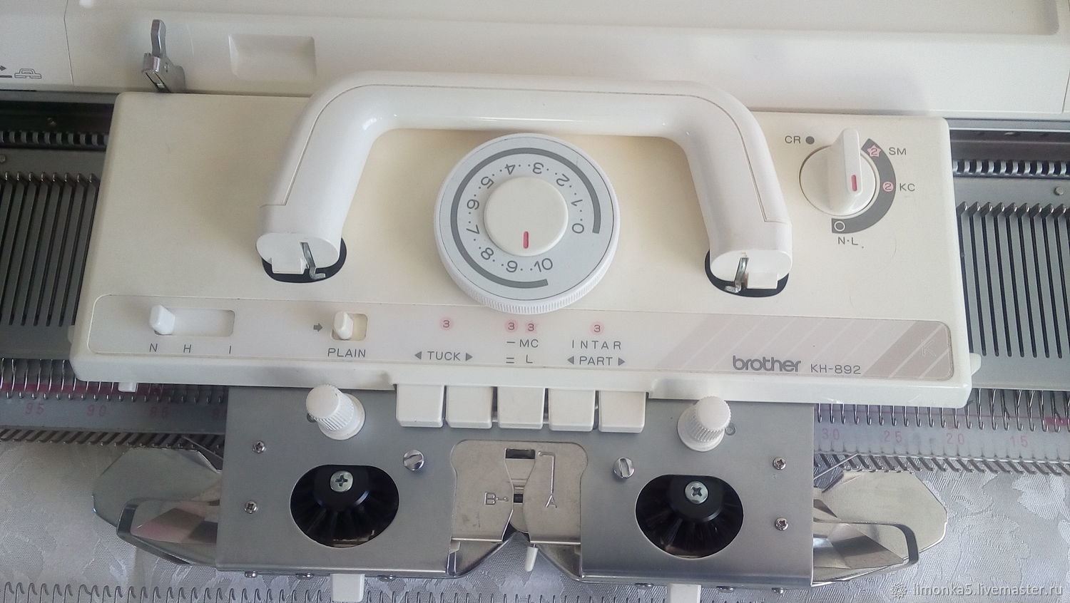 Brother KH892 knitting machine